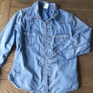 H&M Denim top with snap buttons